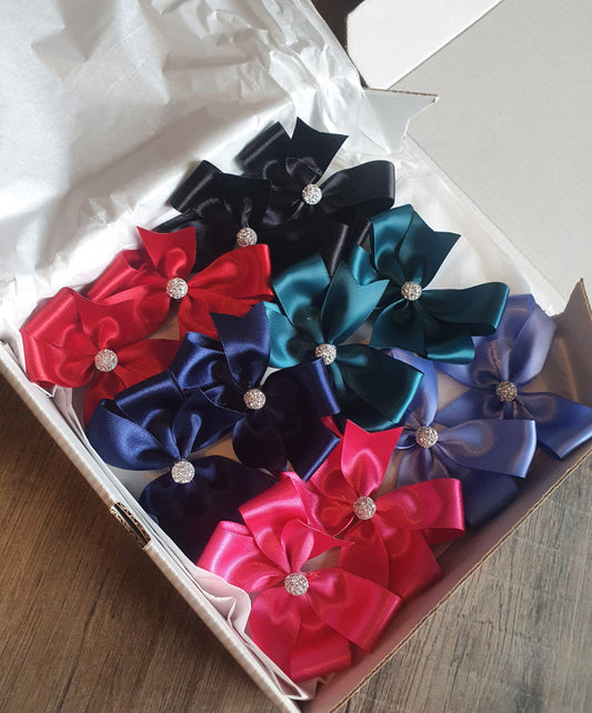 Hair bow gift box mixed darks.