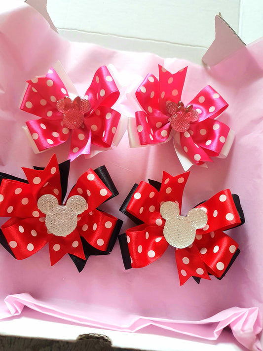 Minnie mouse bow gift box