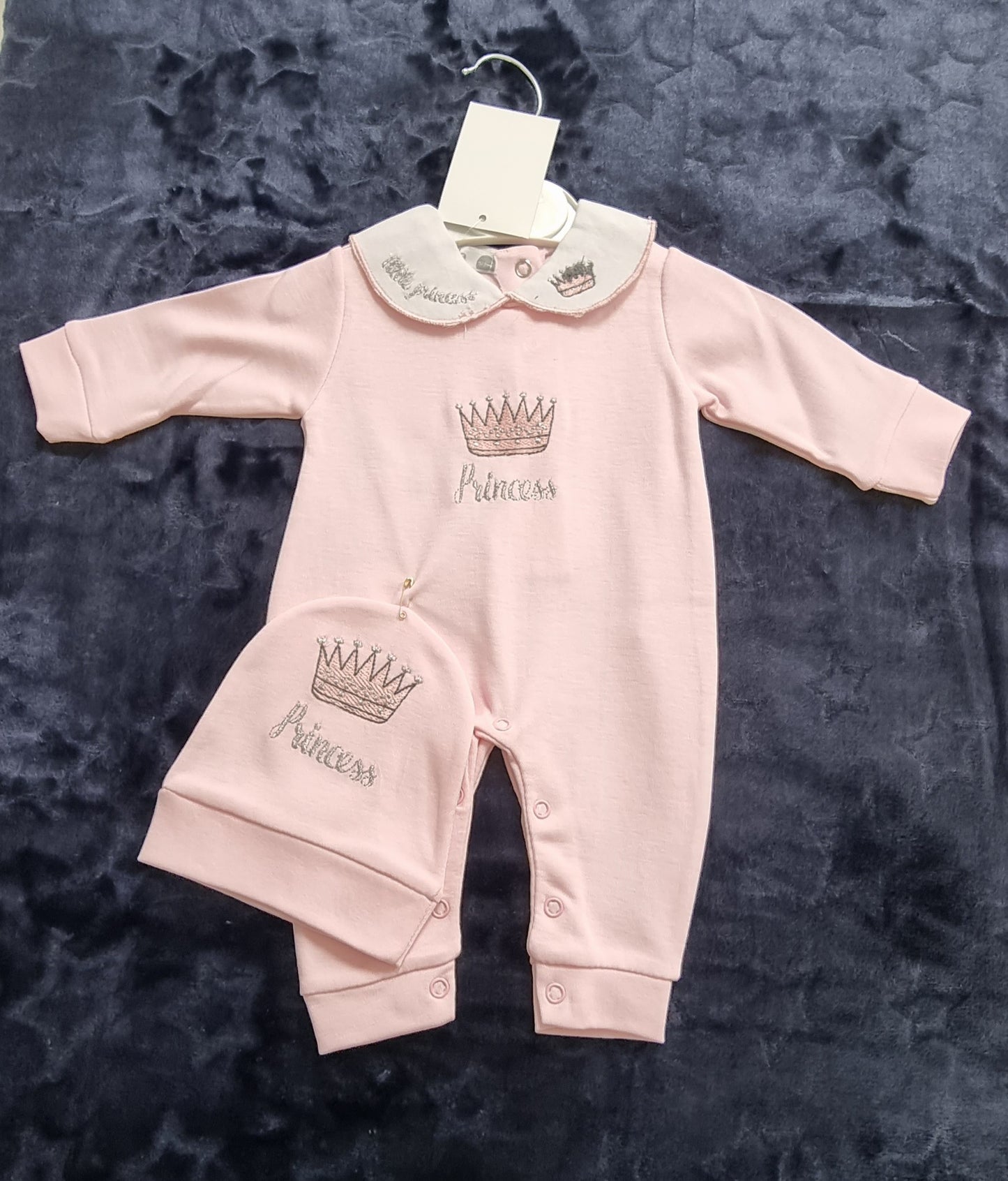 Pink 2 piece princess babygrow and hat