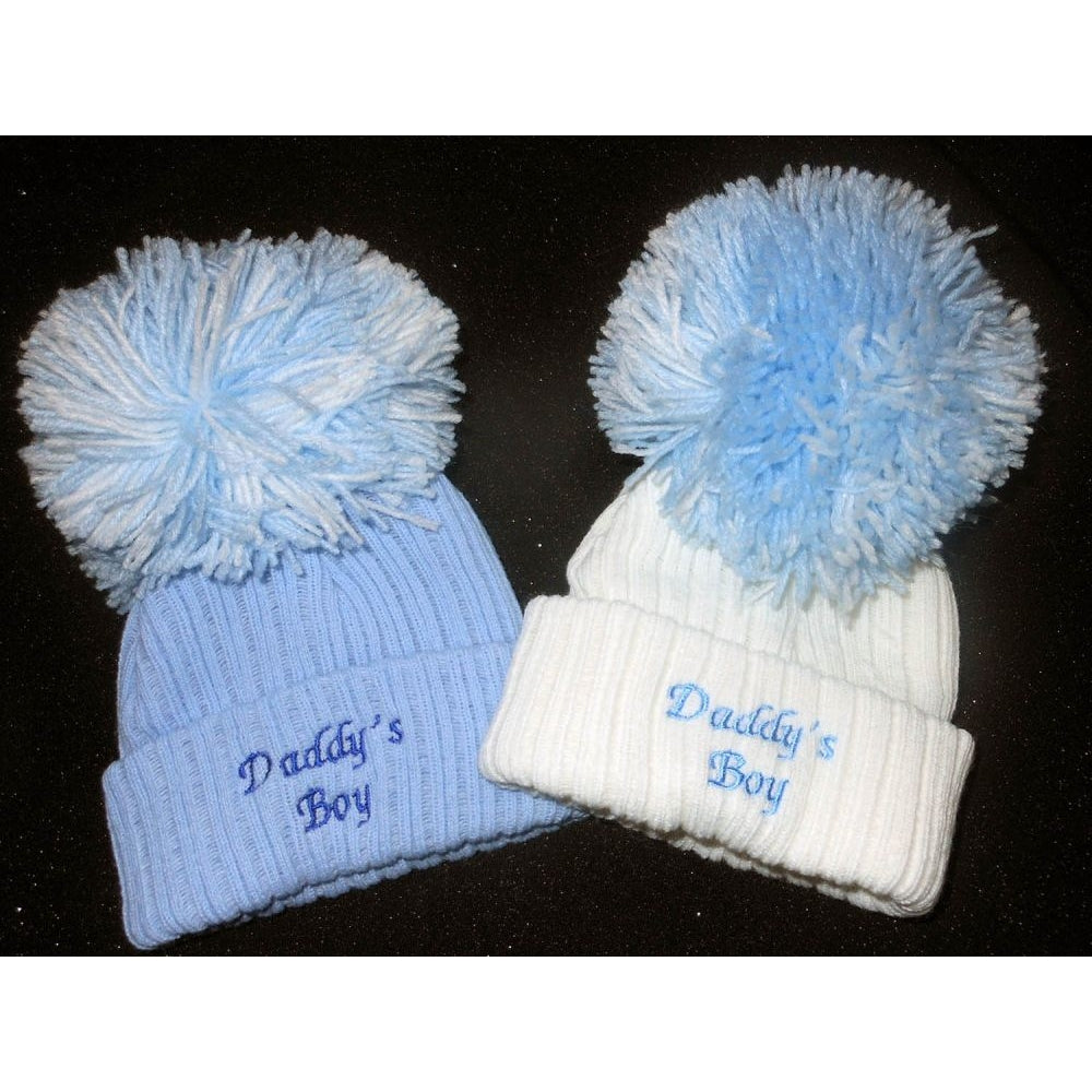 Newborn daddys/mummys boy pom hat