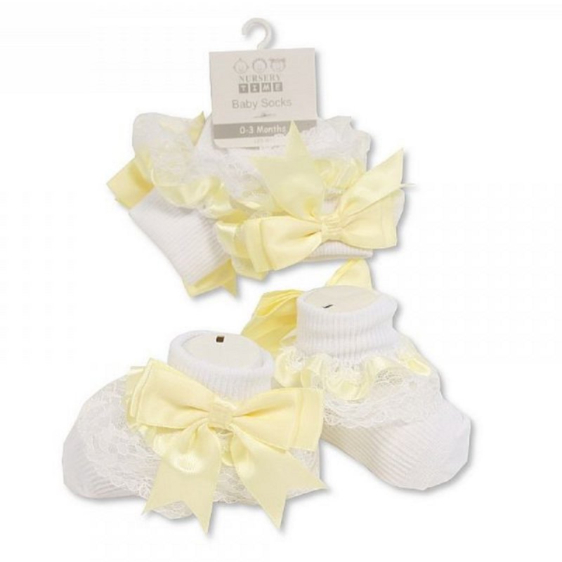 frilly socks with lemon bow