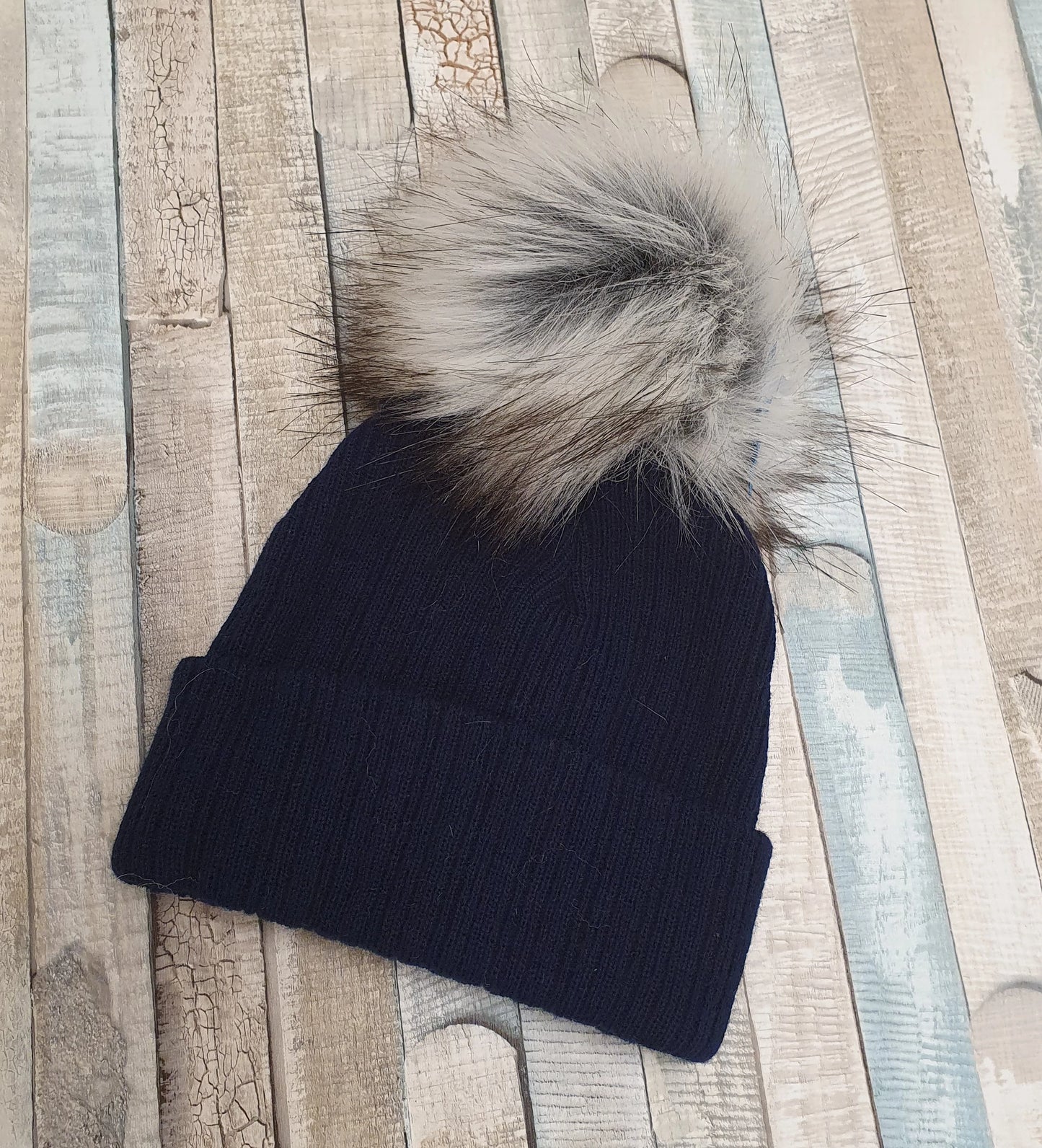 single fur pom hats