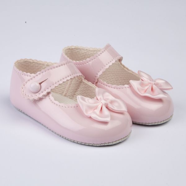 Pink soft sole small bow baypod shoes